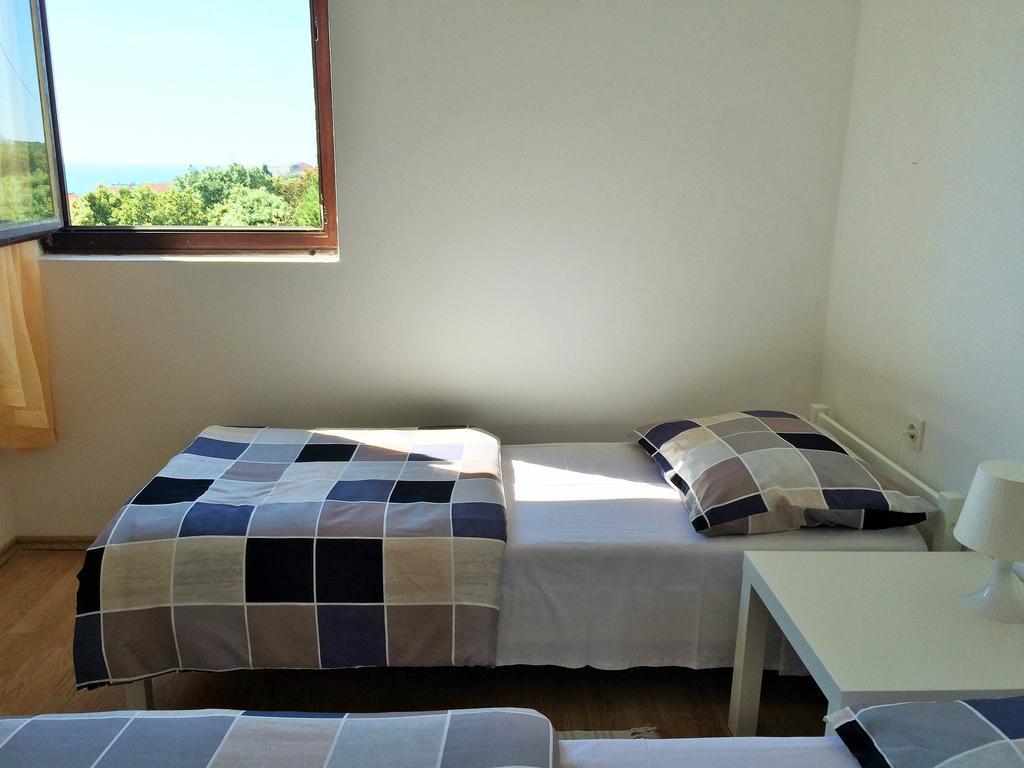 Apartments Parać Petrcane Bagian luar foto