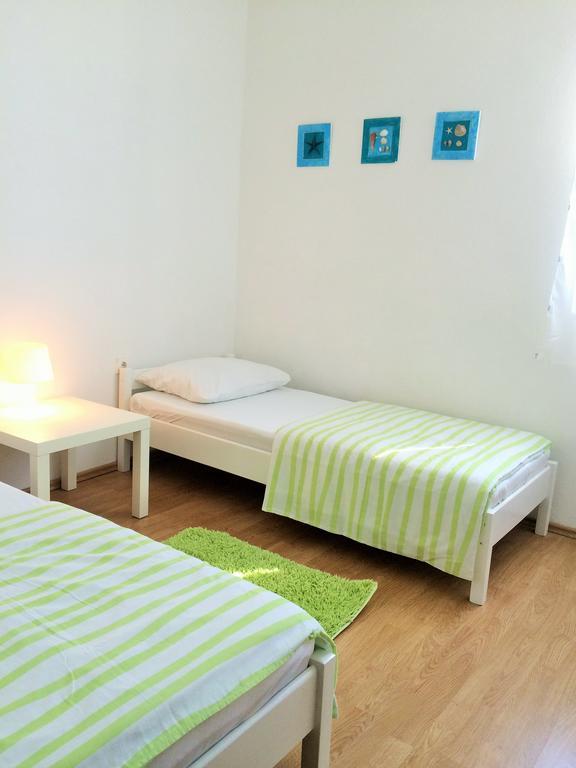 Apartments Parać Petrcane Bagian luar foto