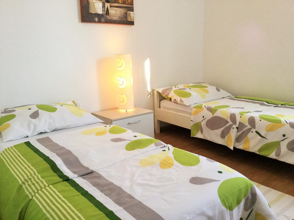 Apartments Parać Petrcane Bagian luar foto